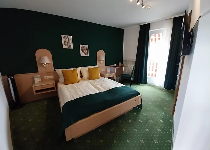 Ruedesheimer Hof Hotel